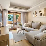 Sunny Sea Oasis - *