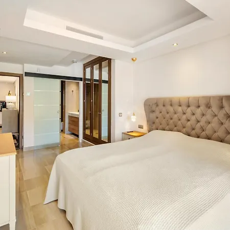 Sunny Sea Oasis - Apartament