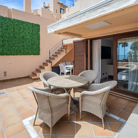 Sunny Sea Oasis - 아파트 *