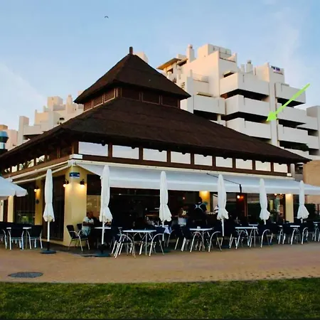 Sunny Sea Oasis - Apartment Estepona