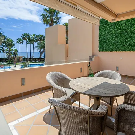 Sunny Sea Oasis - Apartment Estepona