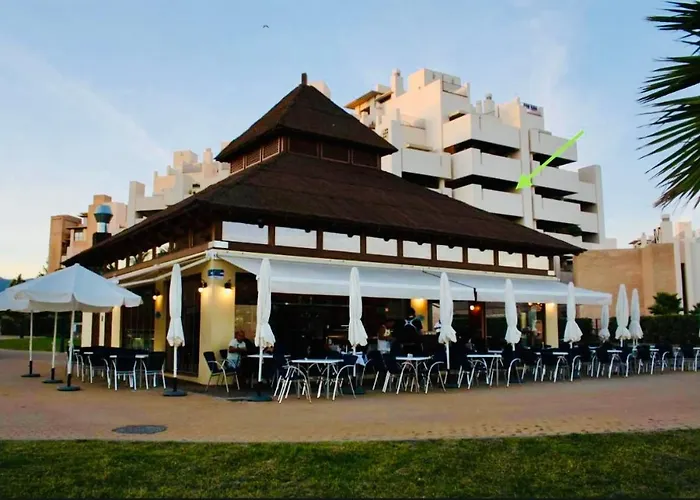 Sunny Sea Oasis - Apartment Estepona